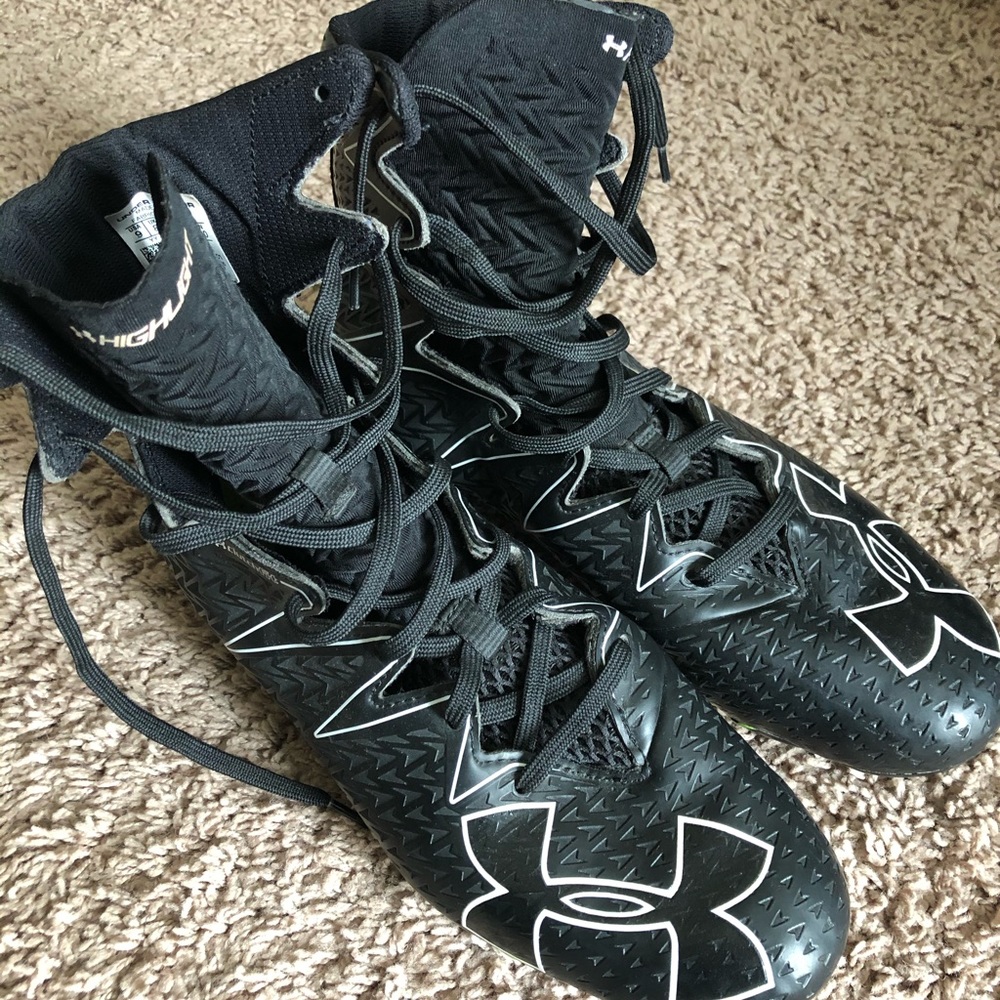 Under Armor Football cleats